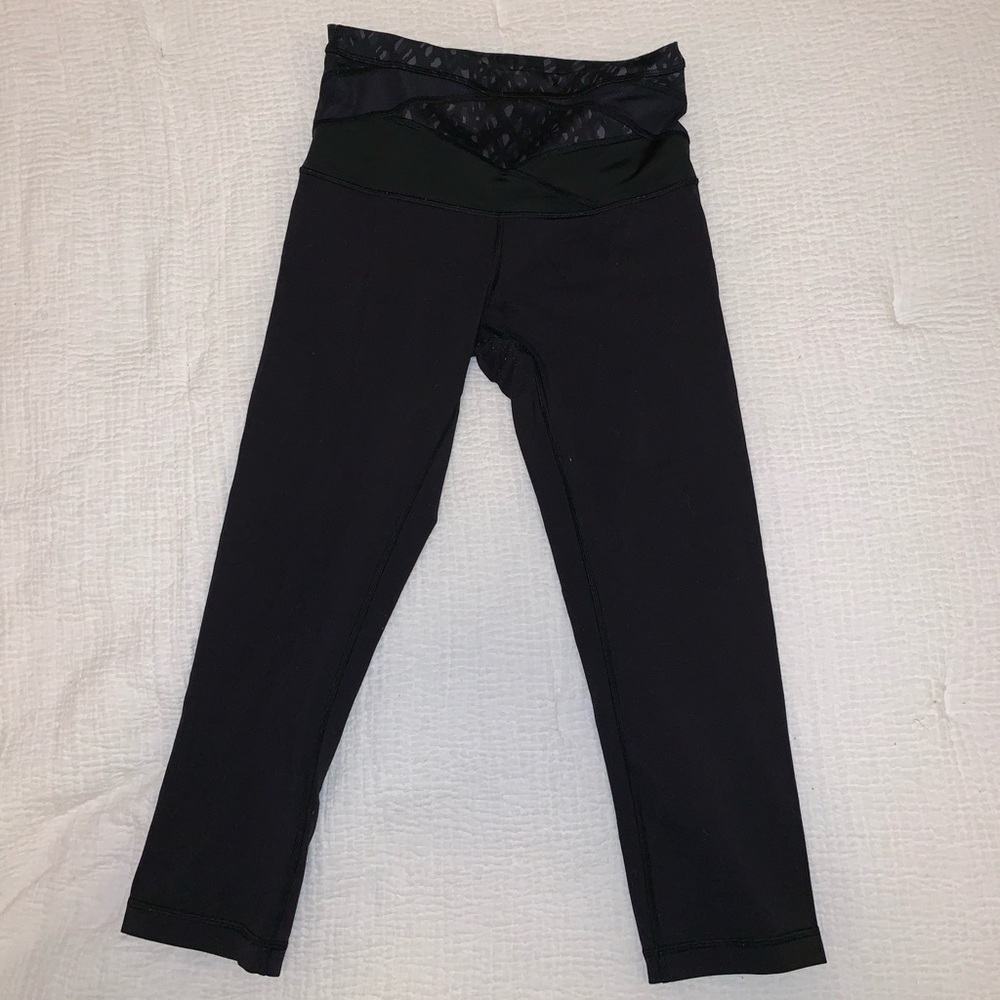 Lululemon REVERSIBLE Wunder Under Crop 23”